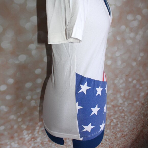 Old Navy Women's Red White And Blue Short Sleeve V-Neck T-Shirt Size S - Picture 6 of 10